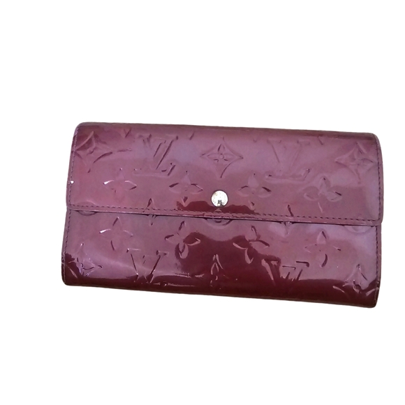 Authentic Louis Vuitton Vernis Sarah Wallet - Picture 1 of 7